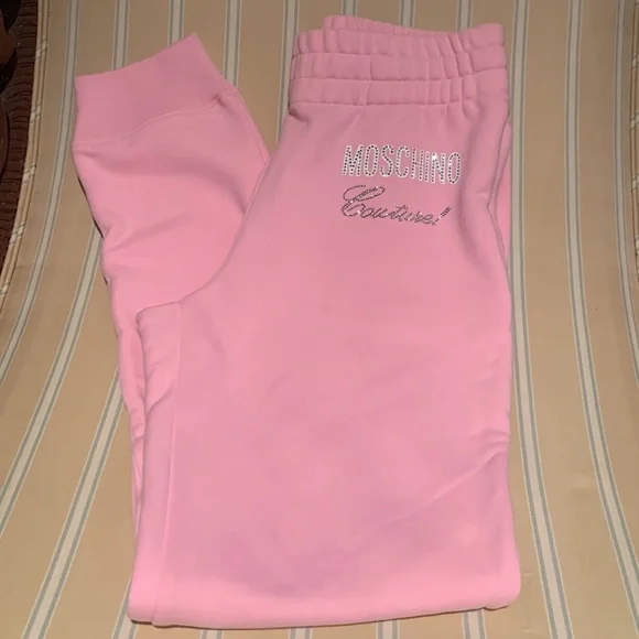MOSCHINO COUTURE PINK JOGGERS SEAM POCKETS W/ZIPPER CLOSE LOGO CRYSTALS SIZE 38